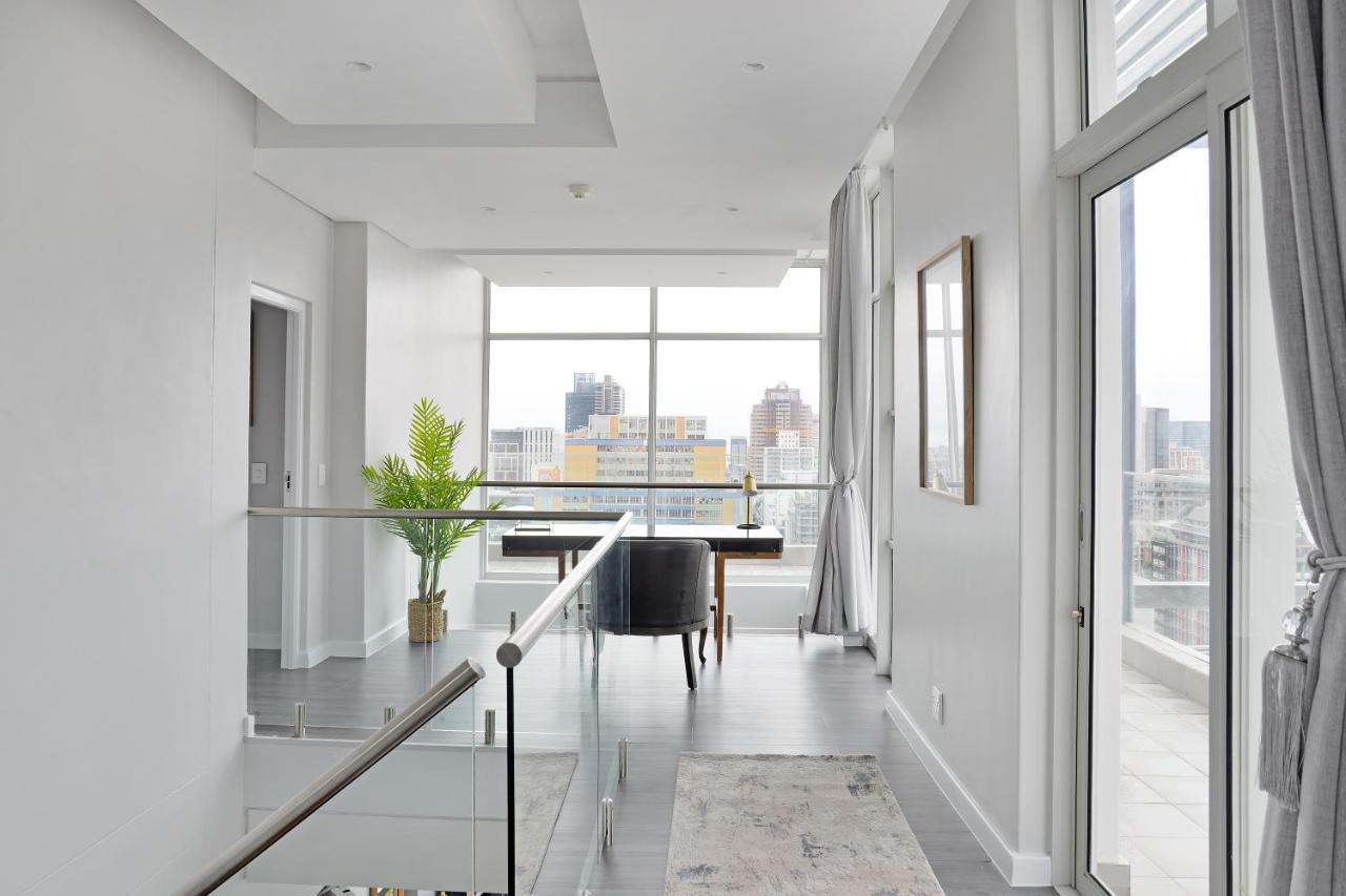 Appartement Gigi - Designer Ph With 180° Views Of City, Moutain & Ocean *